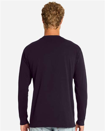 Lane Seven LS15009 - Plum (Back)