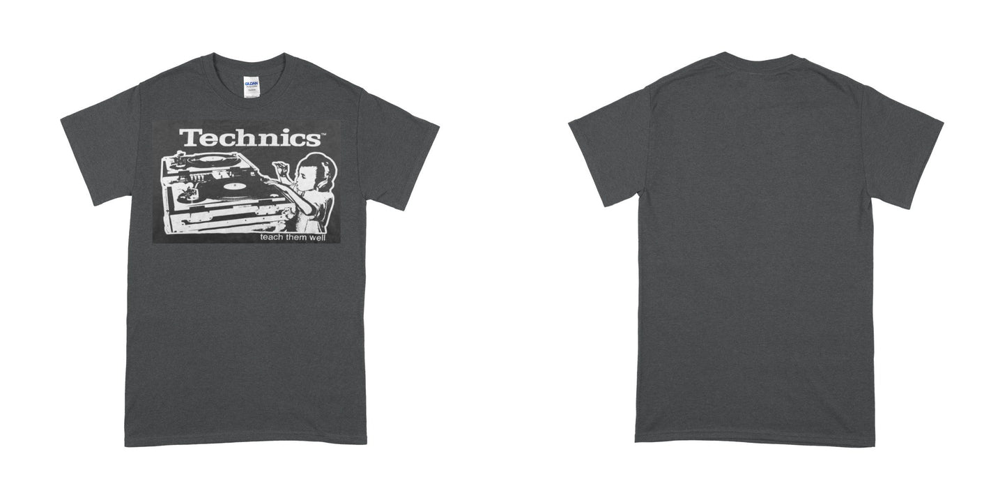 Gildan 5000 — Black / XL